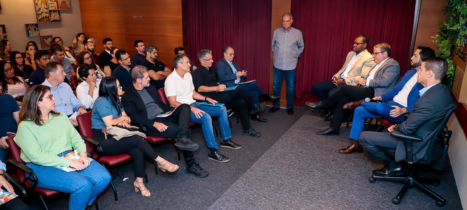 Empresários discutem Reforma Tributária no Espírito Santo
