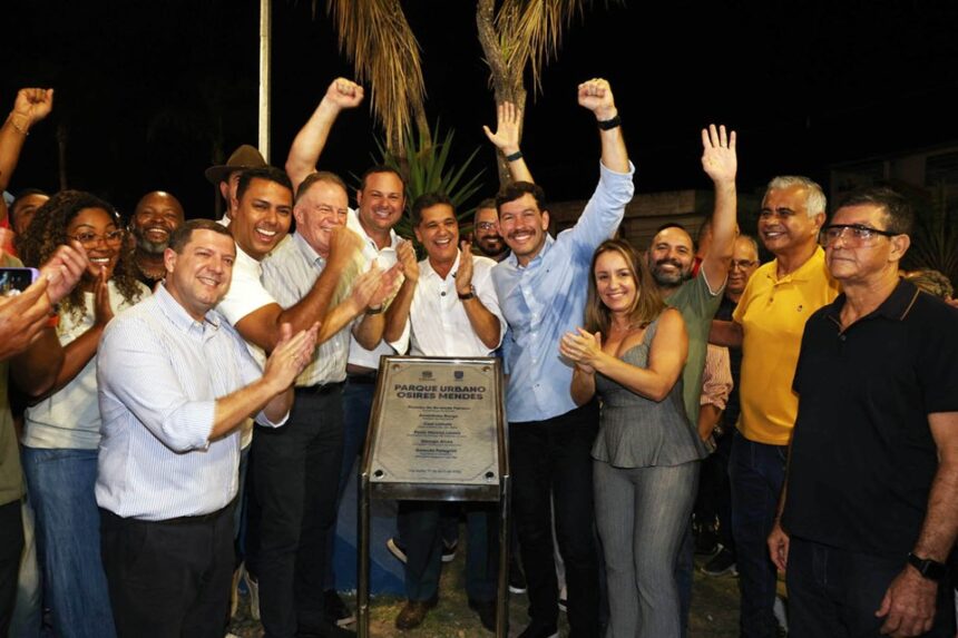 Governador Ricardo Ferraço e autoridades inauguram o novo Parque Urbano Osires Mendes em Araçás, Vila Velha.