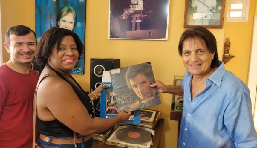 Semana do Rei em Cachoeiro celebra aniversário de 85 anos de Roberto Carlos na Casa de Cultura.