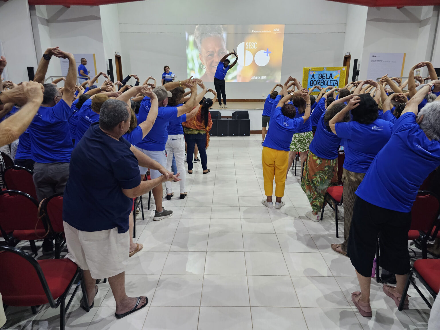 Atendimento odontológico gratuito e atividades culturais sendo realizados no Sesc Cachoeiro de Itapemirim.