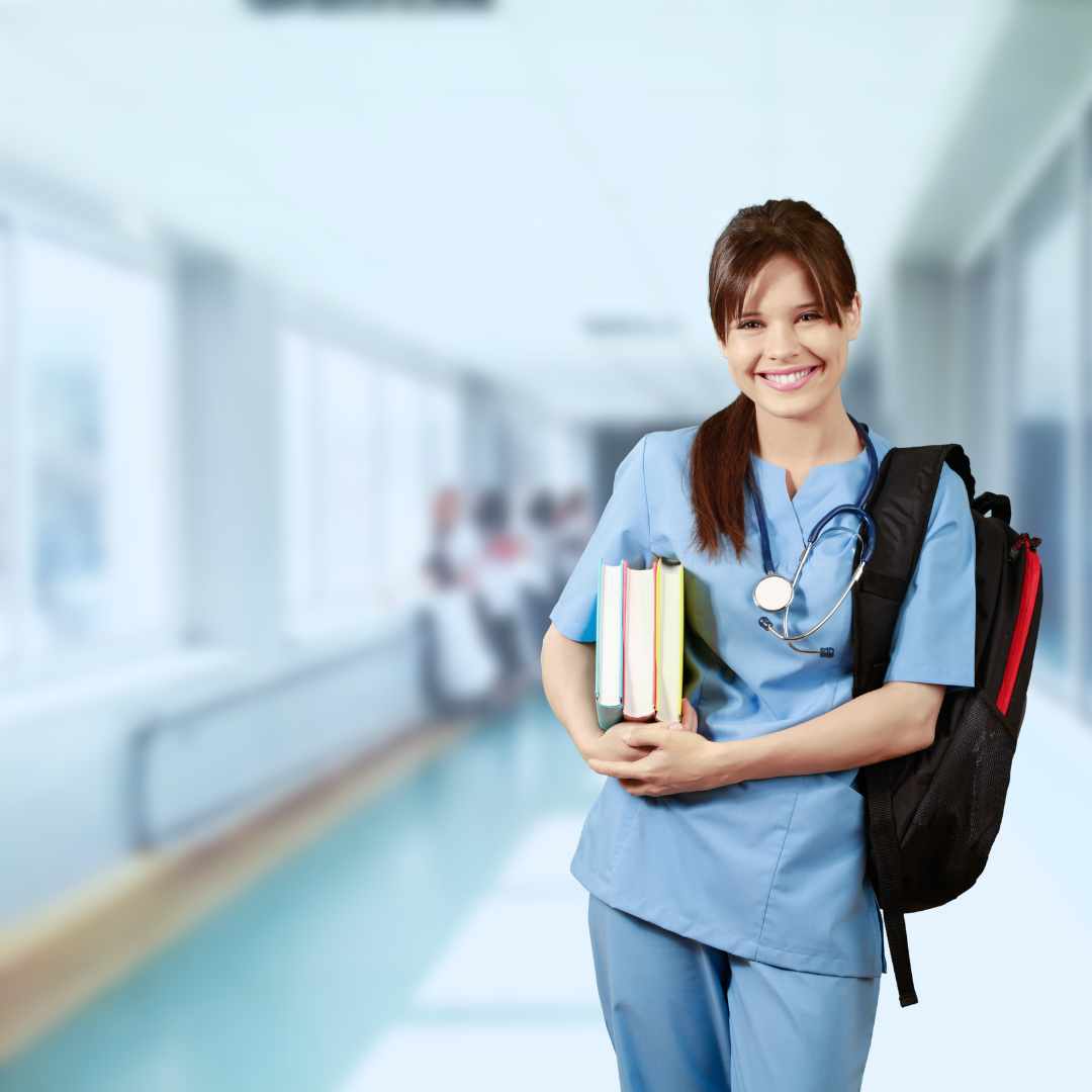 Estudante de medicina com jaleco branco e estetoscópio, simbolizando o acesso ao Fies 100% Medicina através da nova legislação.