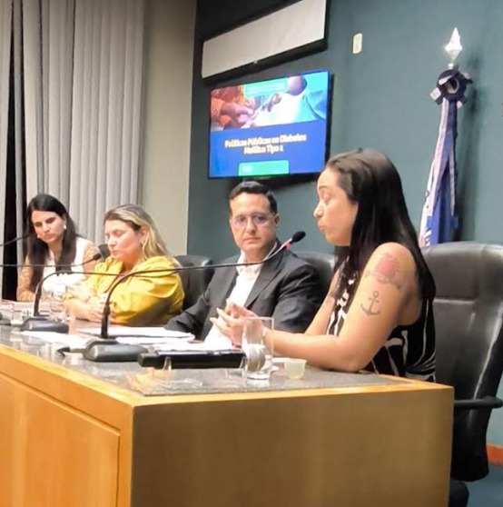 Atendimento para diabetes no Espírito Santo em debate durante reunião liderada pelo deputado Gandini.