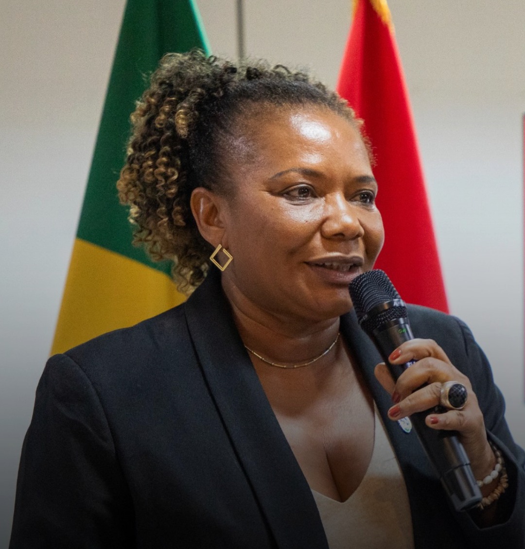 Ministra da Cultura Margareth Menezes participa da Teia Nacional de Pontos de Cultura com o presidente Lula no Espírito Santo.