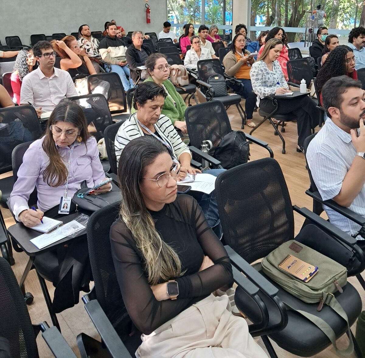 Profissionais da educação reunidos em Vitória durante treinamento da rede estadual do ES.