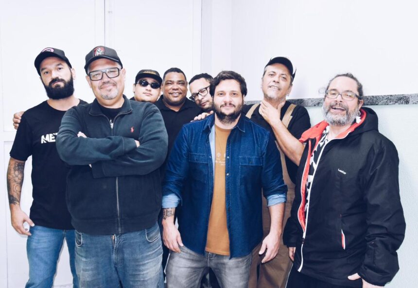 ntegrantes da banda capixaba Lordose pra Leão que fará a abertura do show do Nazareth em Vitória.