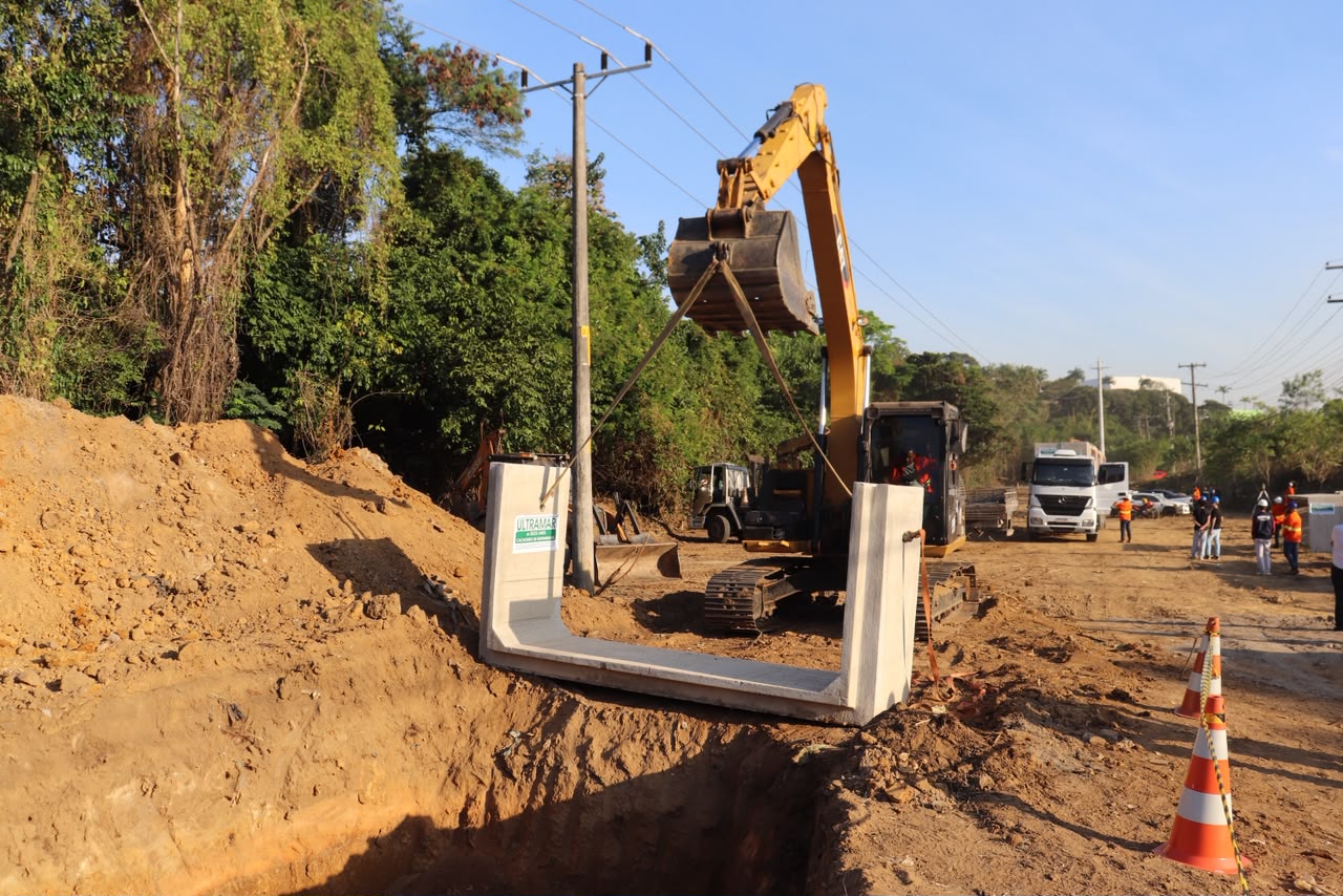 Pavimentação das obras na rodovia ES 466 impulsionando os investimentos em Viana no ES.