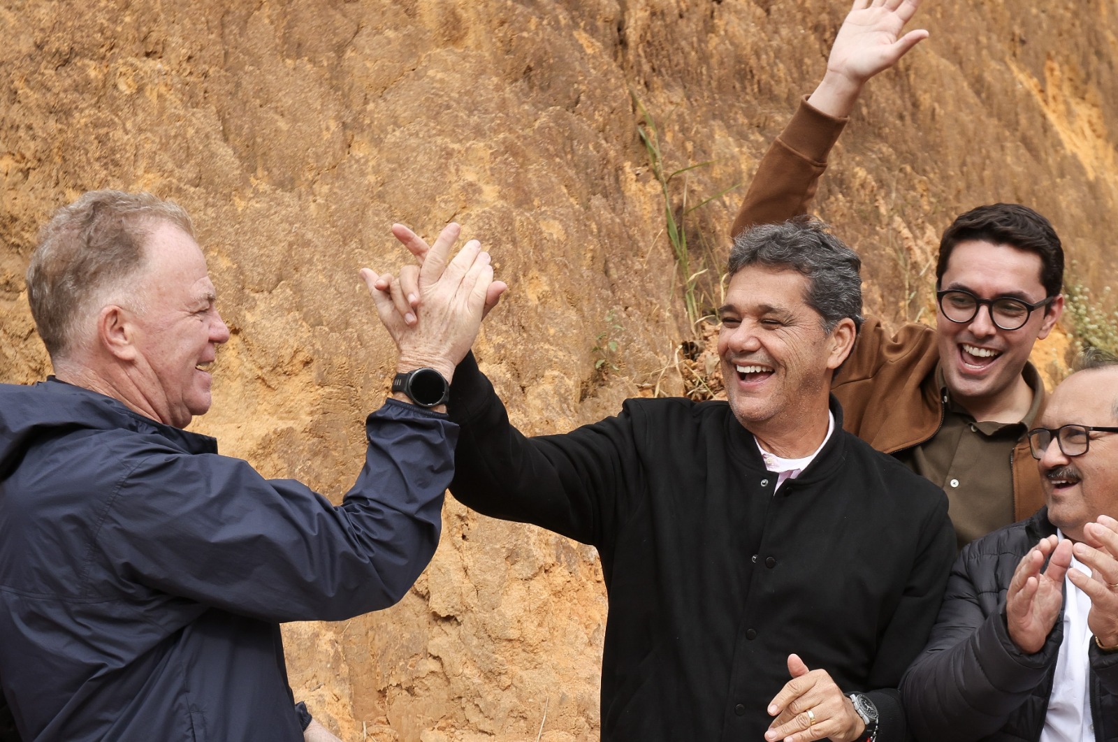 Governador Ricardo Ferraço em evento oficial no Estado do Espírito Santo.