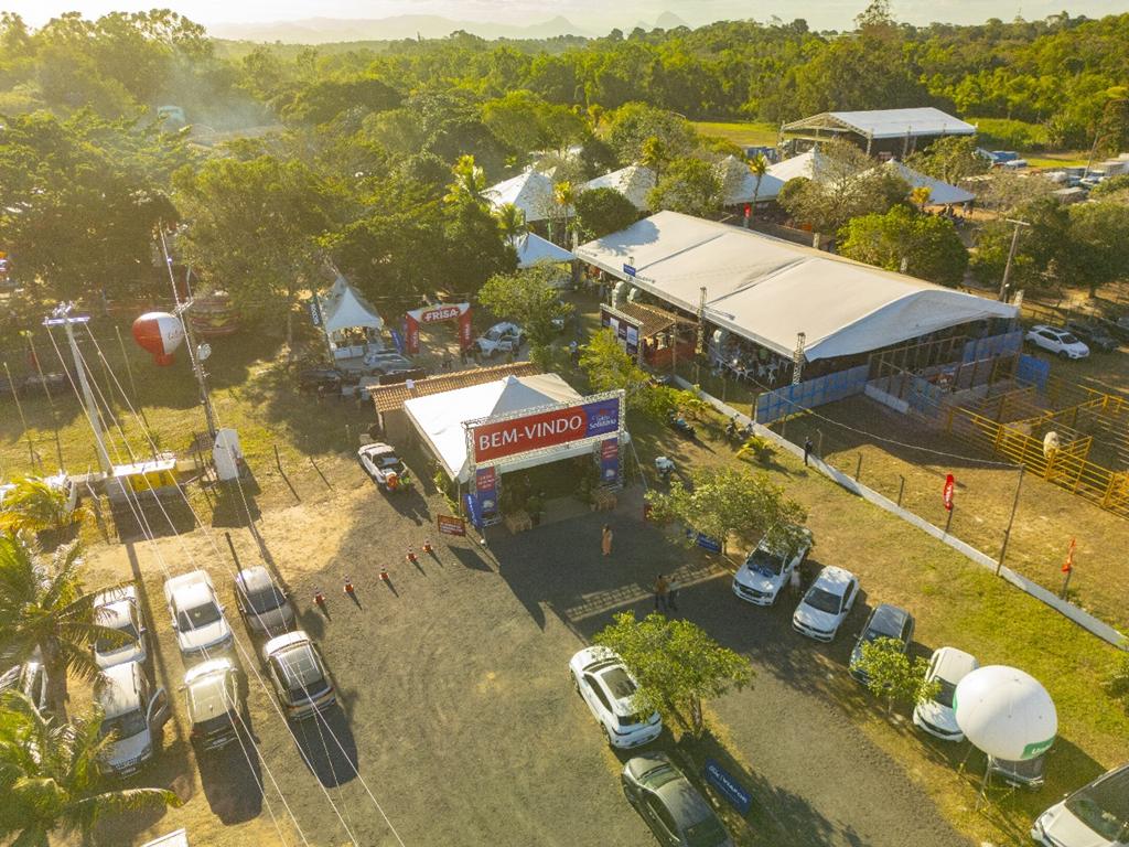 Público reunido no festival que apoia os hospitais filantrópicos do Espírito Santo.