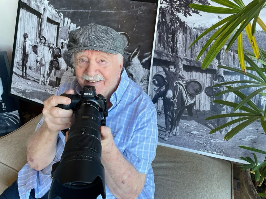 Obras e registros do fotógrafo Paulo Bonino em exposição no Centro Interpretativo Aldeia de Reis Magos.