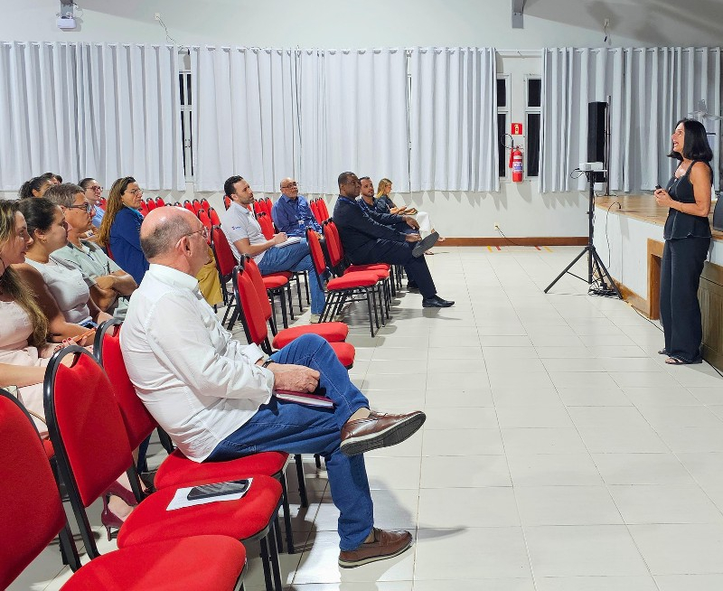 Entrada do prédio do Sesc Cachoeiro de Itapemirim em Espírito Santo.
