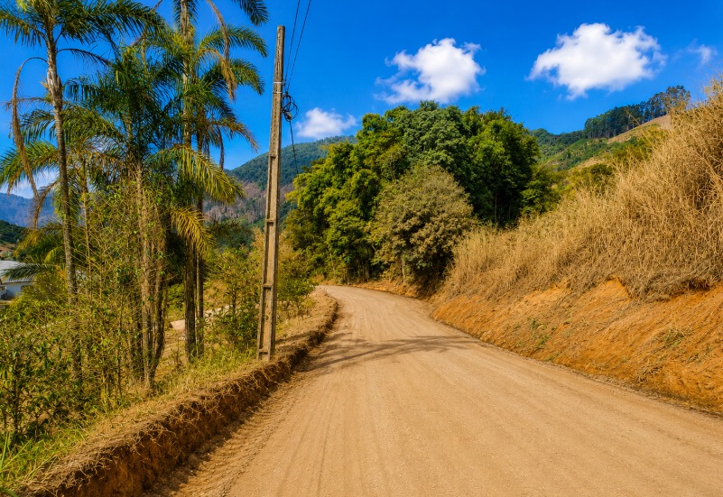 Assinatura da ordem de serviço do programa Caminhos do Campo em Vargem Alta na comunidade de Concórdia.