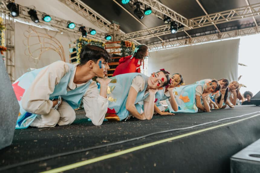 Apresentação musical no palco da casa da música sônia cabral no centro de Vitória Espírito Santo.