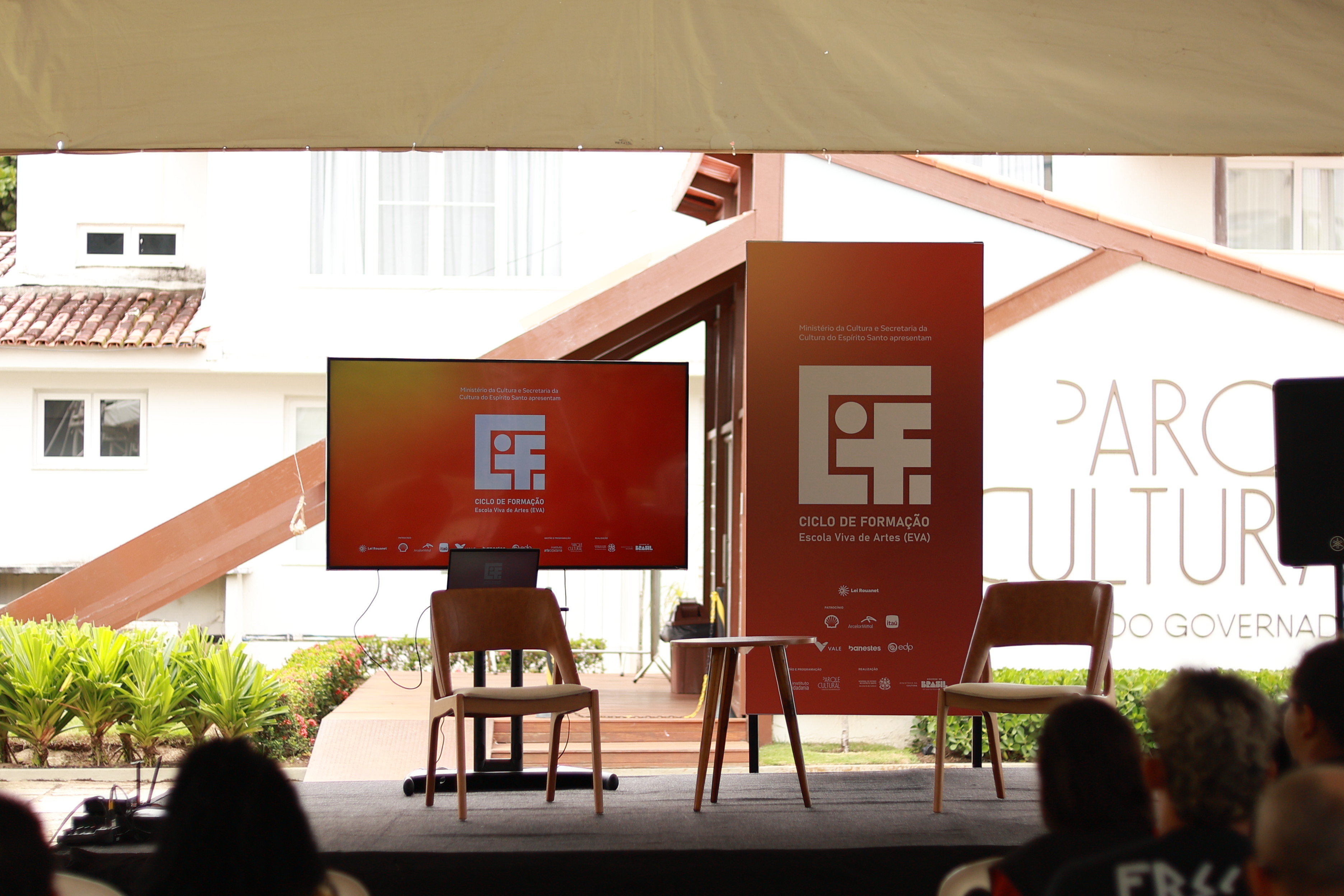 Ciclo de Formação com palestras de arte contemporânea no Parque Casa do Governador.