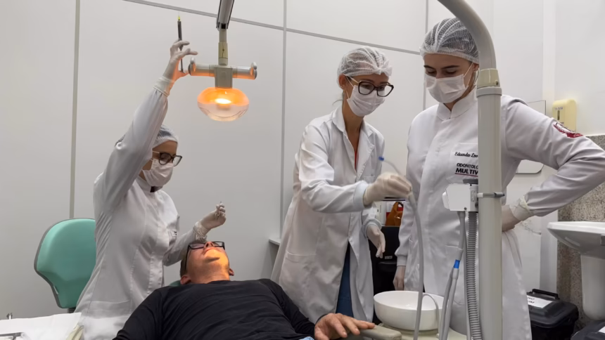 Novos equipamentos odontológicos instalados para ampliar o atendimento à população.