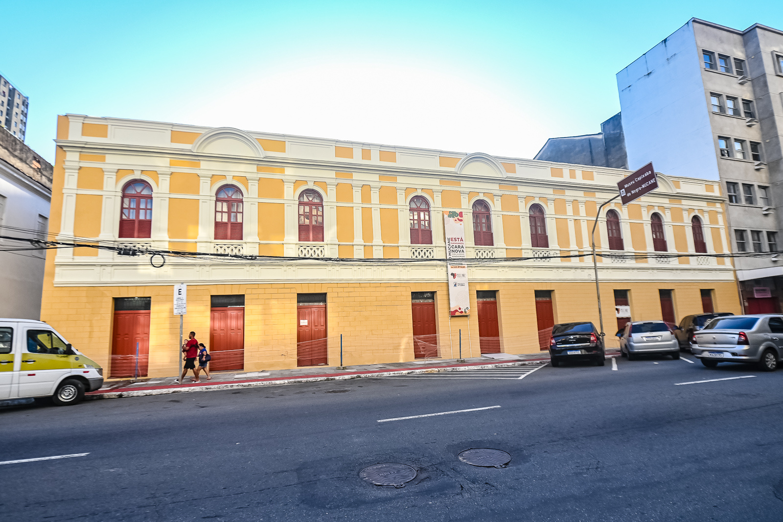 Obras do Festival Turmalina em exposição no MUCANE em Vitória.