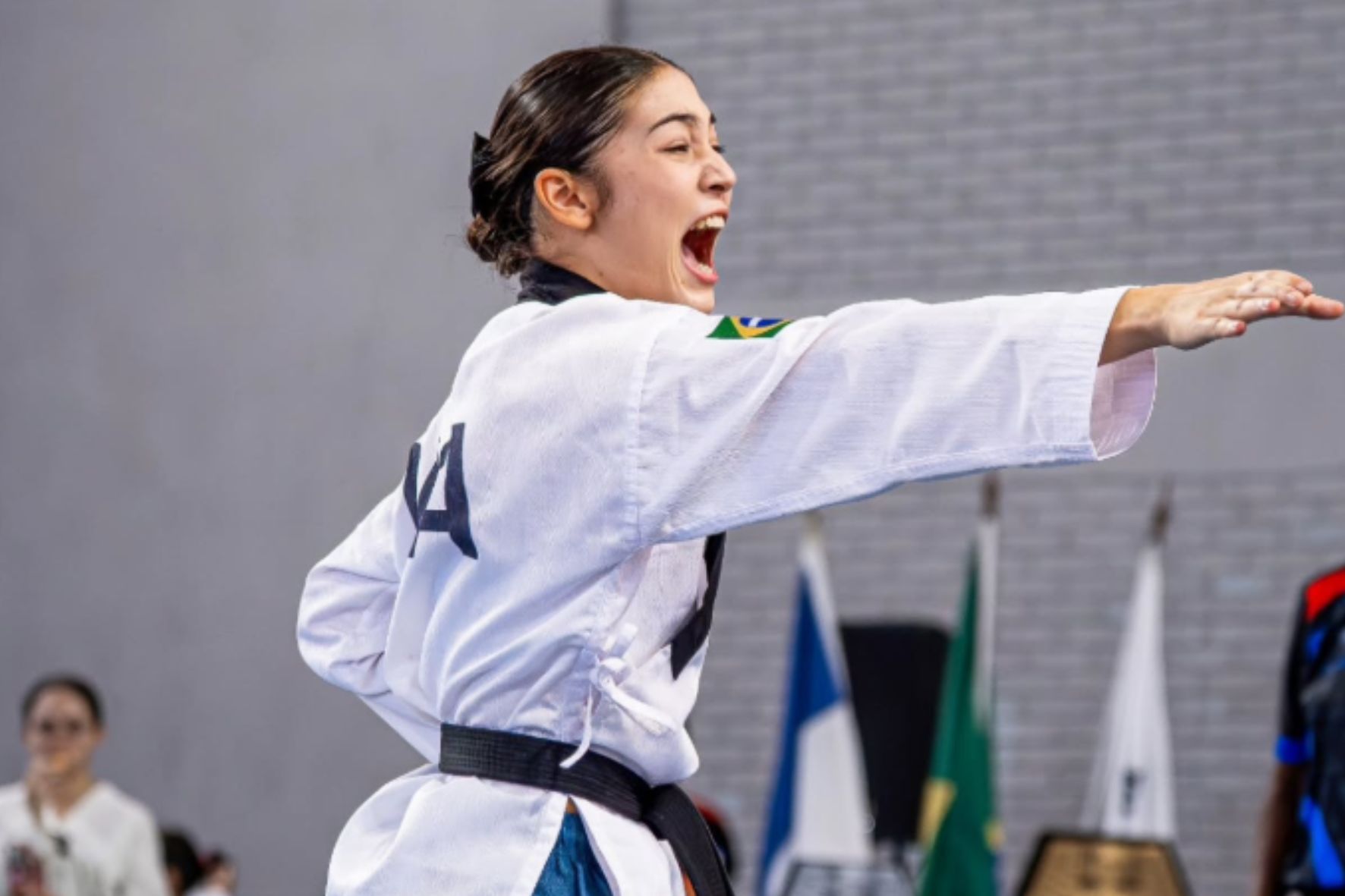 Atletas capixabas de Taekwondo em preparação para o campeonato mundial na Coreia do Sul.