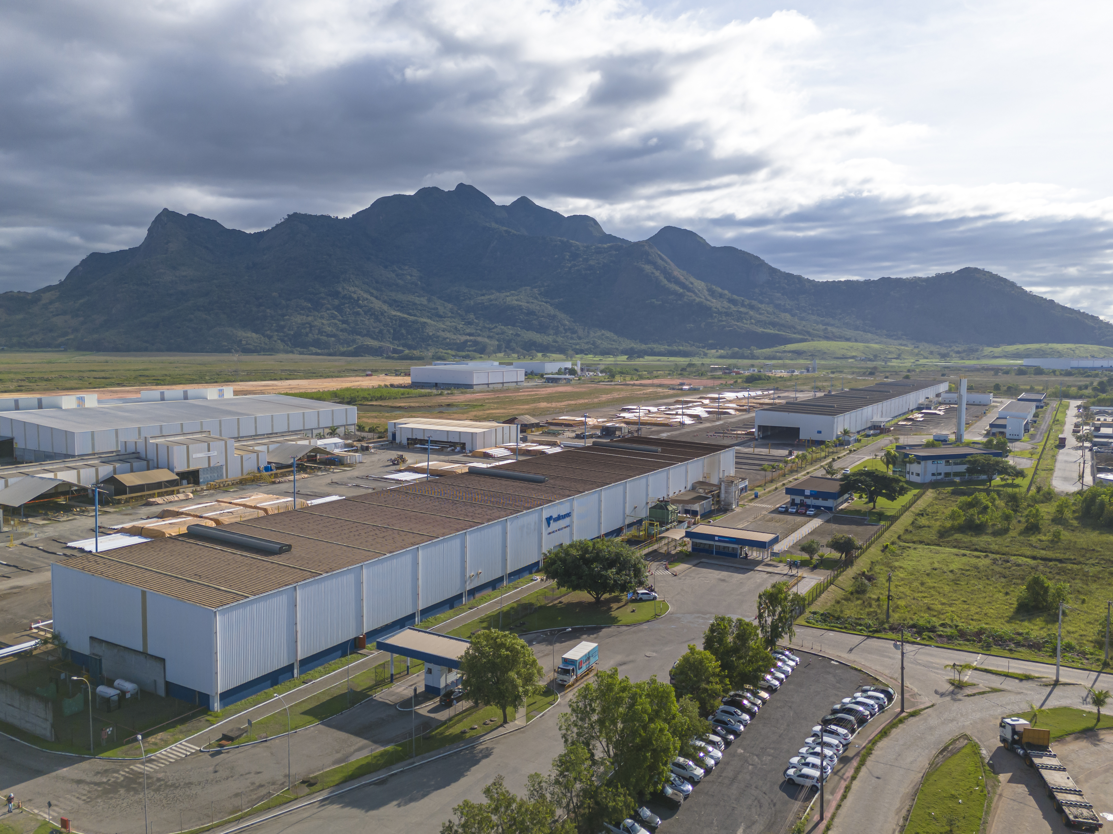 Vallourec em Serra lança linha de revestimento térmico para tubos offshore.