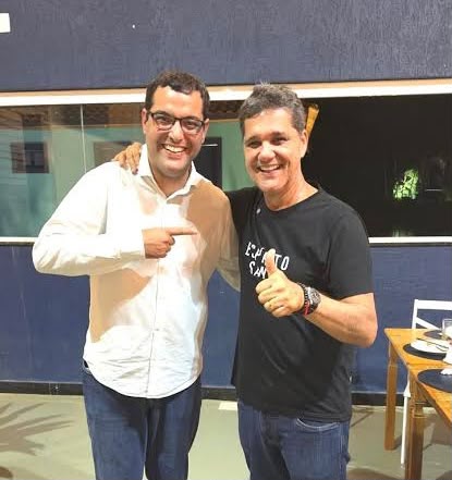 Ricardo Ferraço reúne apoio de Dr. Bruno Resende